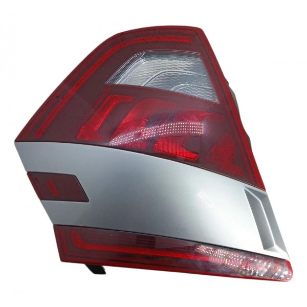Lanterna Traseira Esquerda Creta Platinum 1.0 12v Tgdi 2024 Vermelho